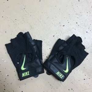Nike Lifting Gloves